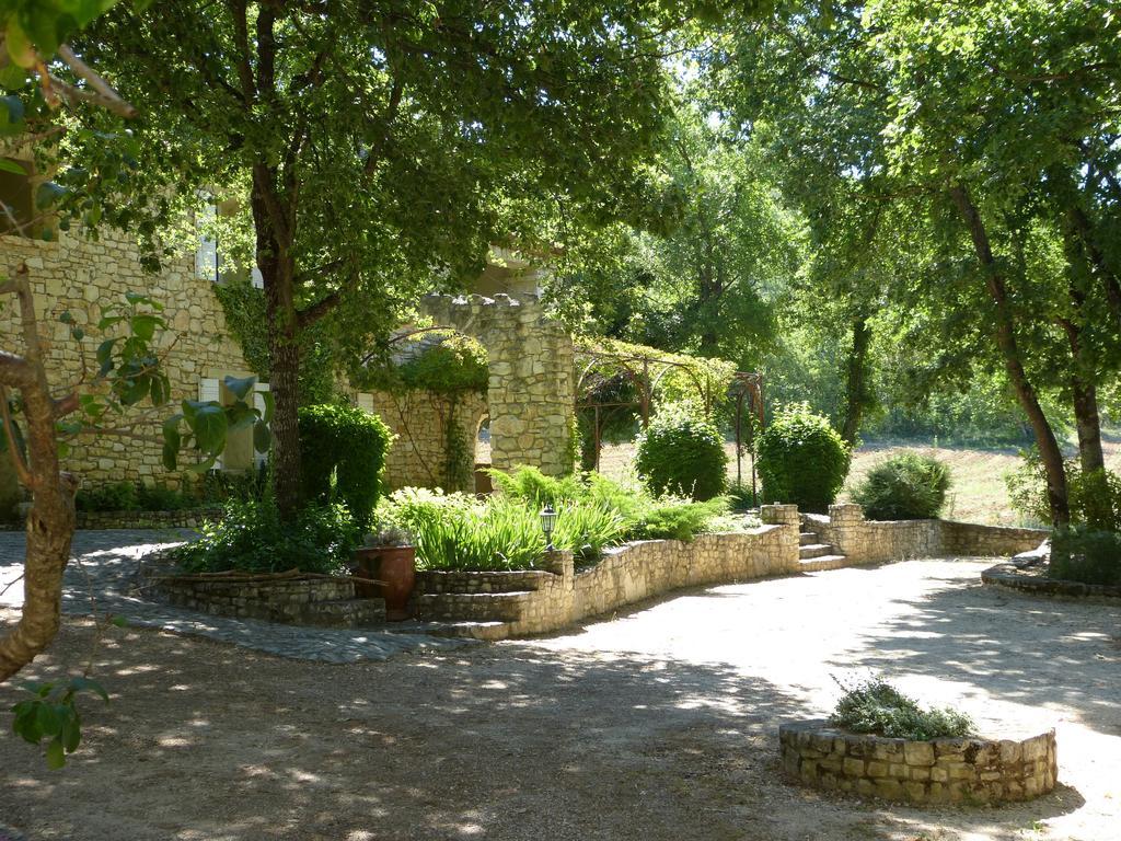 Hôtel Lou Caleù restaurant le Rocher des Abeilles Saint-Martin-de-Castillon Exterior foto